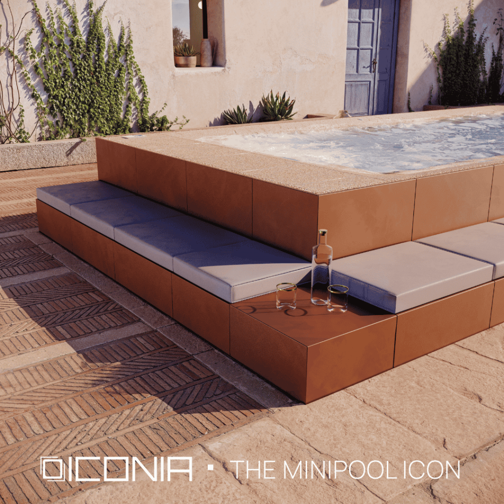 Mini-piscine design ICONIA® avec banquette extérieure intégrée sur terrasse